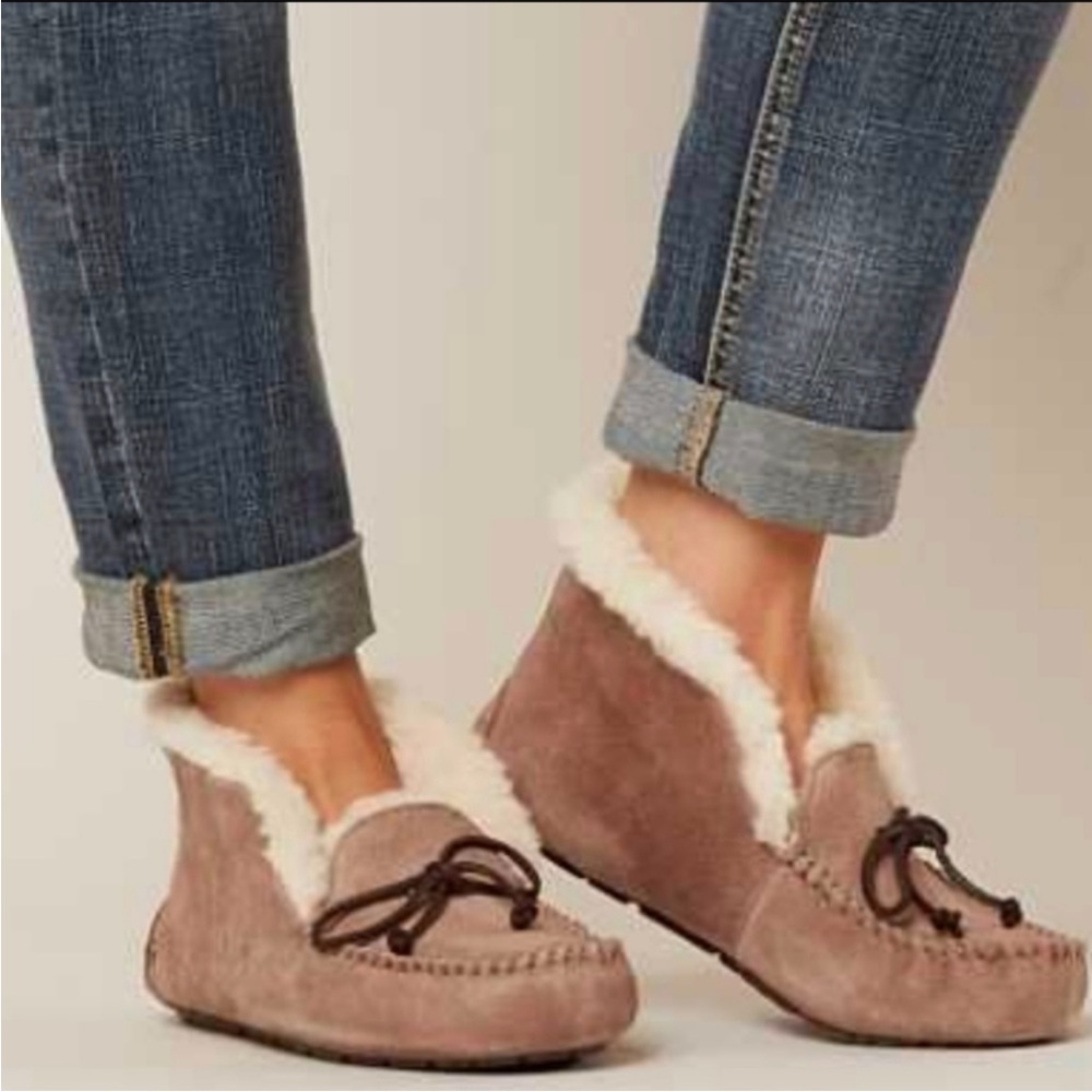 Ugg Alena Tall Moccasin Slippers With Rubber Soles - Size 6 Women's